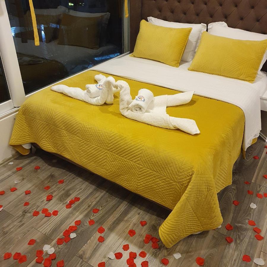 Hotel Ramo Saranda Εξωτερικό φωτογραφία
