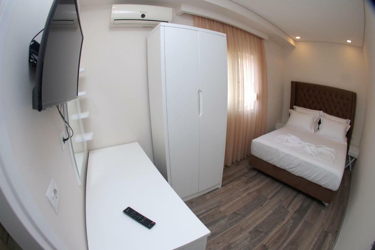 Hotel Ramo Saranda Εξωτερικό φωτογραφία