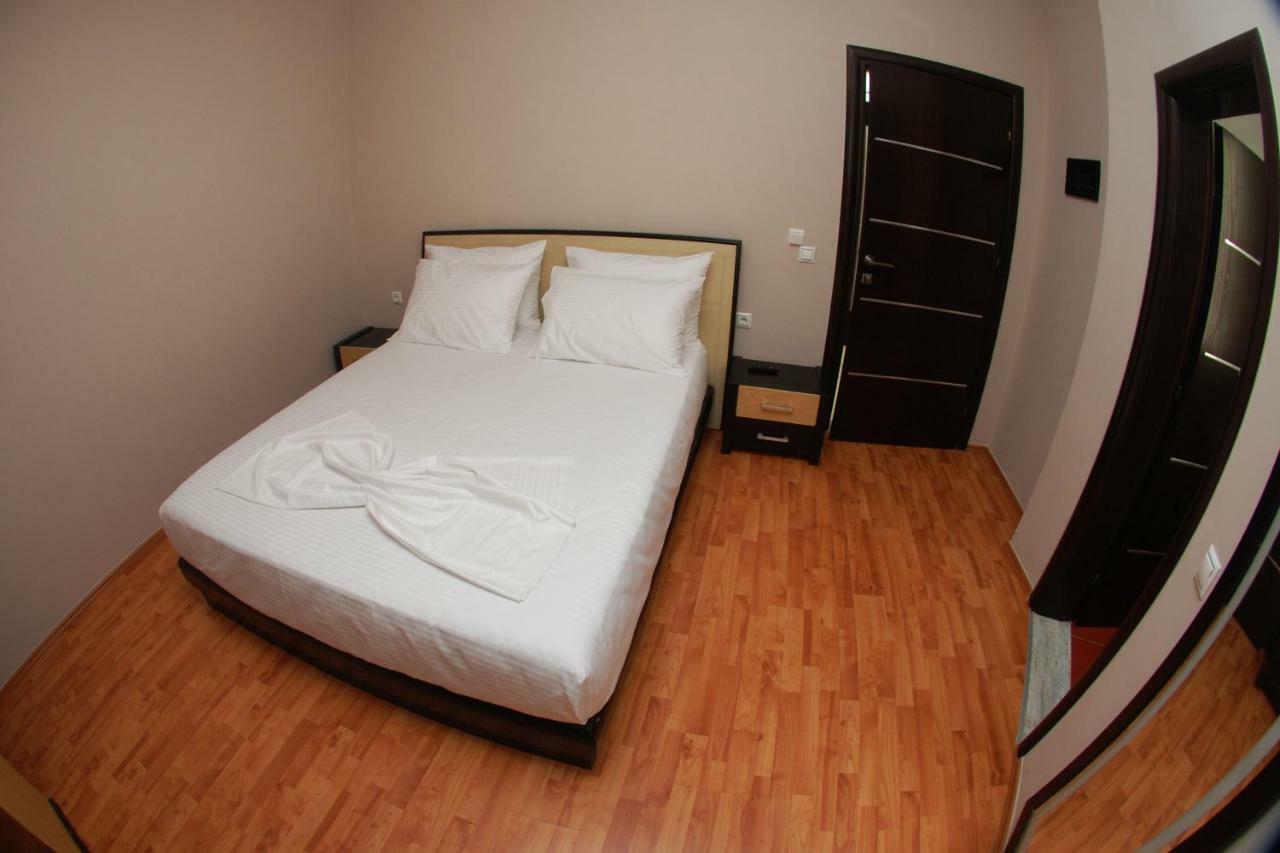 Hotel Ramo Saranda Εξωτερικό φωτογραφία