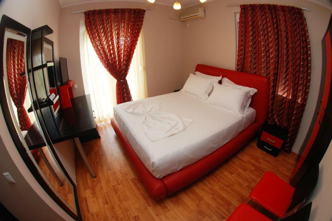 Hotel Ramo Saranda Εξωτερικό φωτογραφία