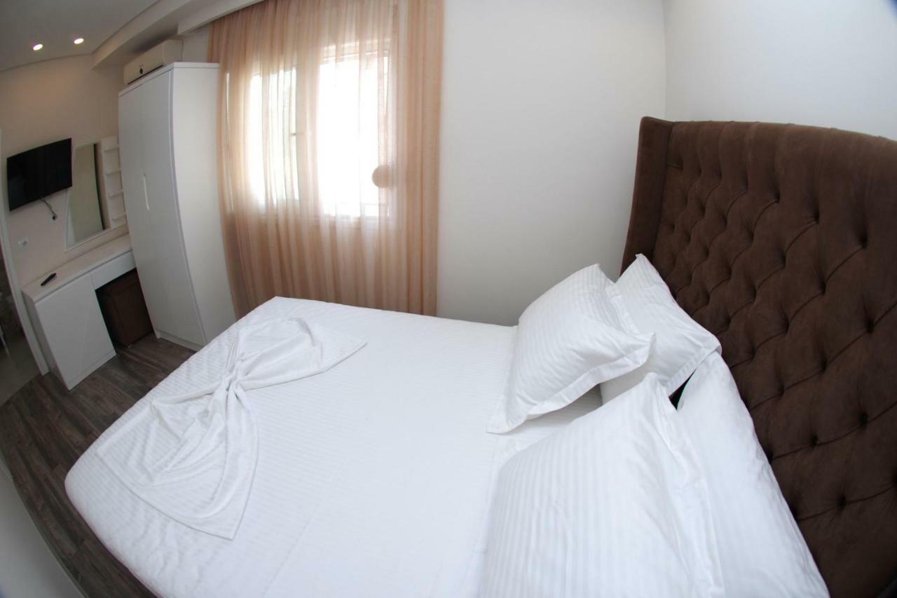 Hotel Ramo Saranda Εξωτερικό φωτογραφία